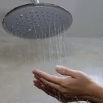 Giật điện khi tắm