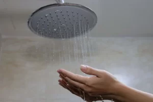 Giật điện khi tắm