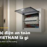 Tủ điện gia đình gắn tường cạnh cầu thang trong nhà ống Việt Nam